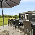 Lovely Summer House In Oster Hurup *