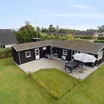 Hébergement de vacances Lovely Summer House In Oster Hurup *