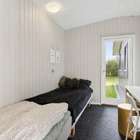 Lovely Summer House In Oster Hurup Holiday home