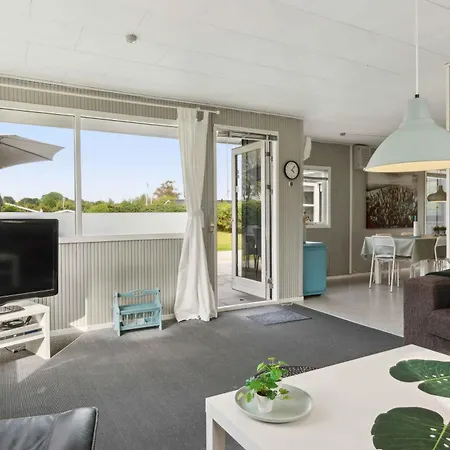 Lovely Summer House In Oster Hurup Vakantiehuis