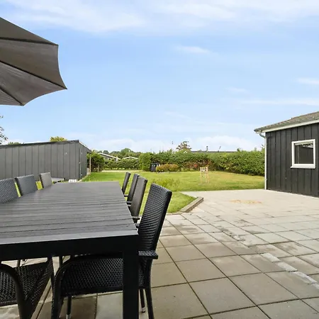Lovely Summer House In Oster Hurup
